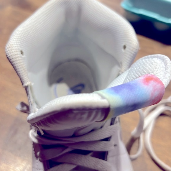 Nike Court Royale 2 Mid Women’s Sneaker - Picture 13 of 13